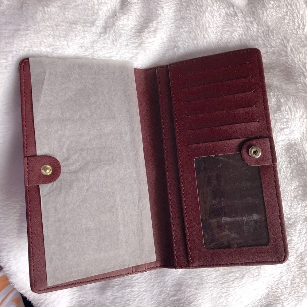 Brand New Lark & Ives Vegan Leather Wallet - Picture 5 of 8